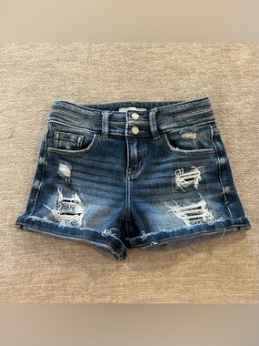 Kancan Signature Mid-Rise Distressed Jean Shorts Girls Size 12